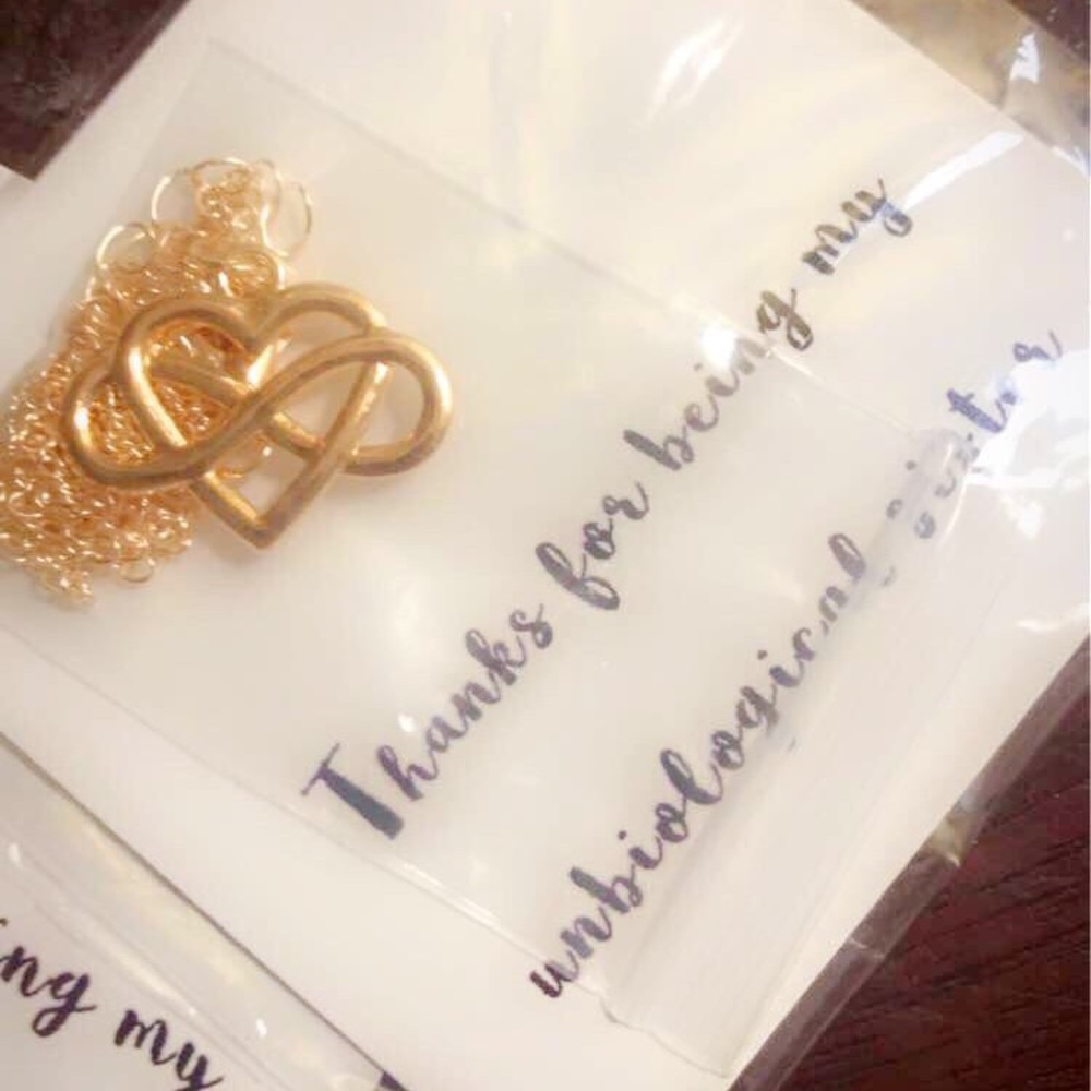 Brand new necklace
